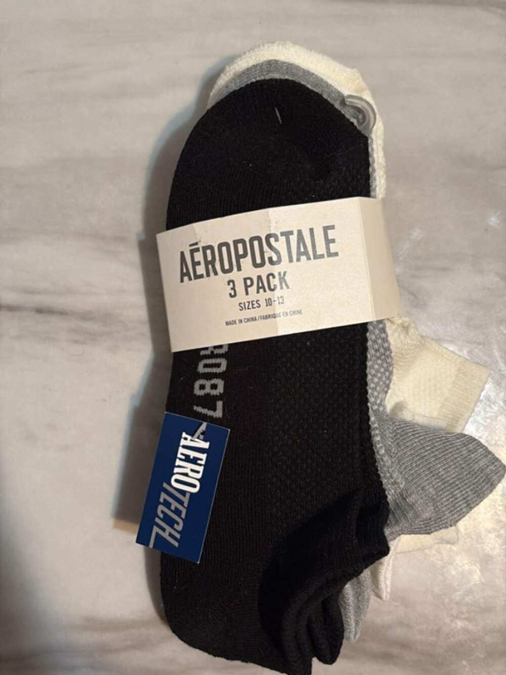 Aeropostale 3-Pack Socks – Men’s Sizes 10-13
